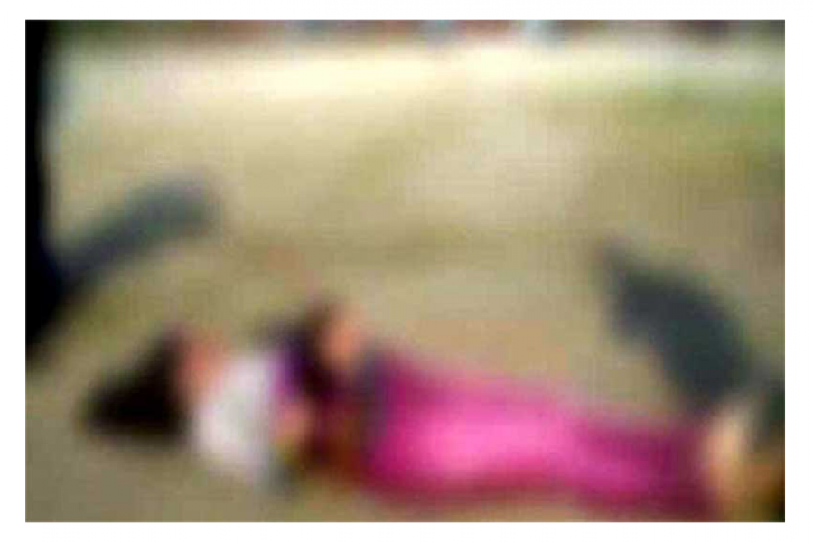 ধর্ষণে বাধা: কলেজছাত্রীকে ১৪তলা থেকে ফেলে দেয় সৎভাই