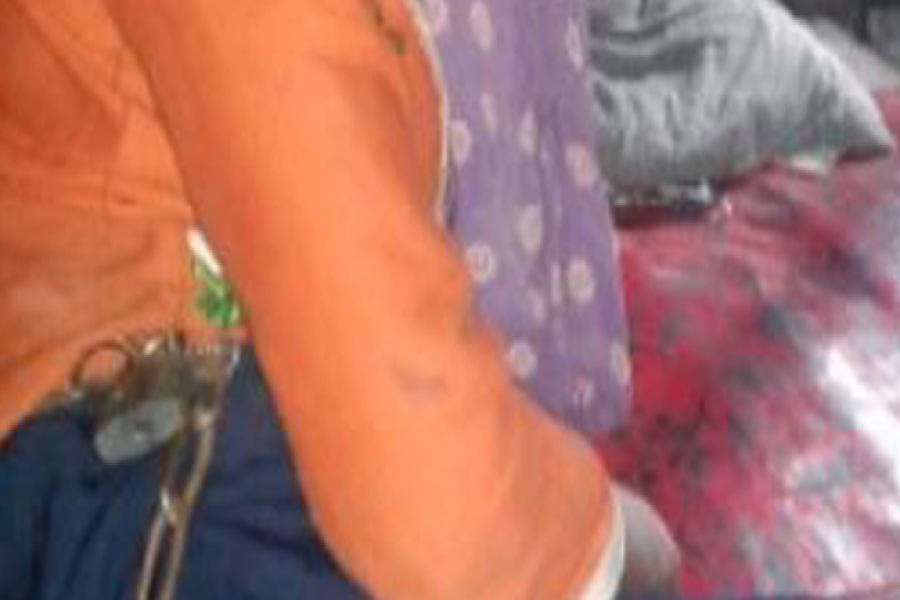 ধর্ষণের জরিমানা তিন হাজার, ভুক্তভোগী কিশোরী শিকলবন্দি