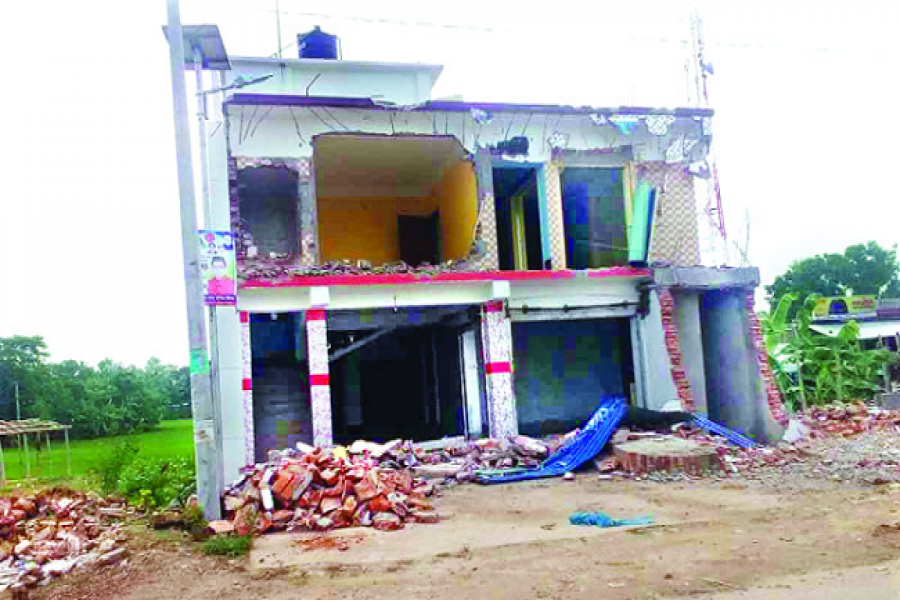 সরকারি জমিতে আ'লীগ সভাপতির ভবন