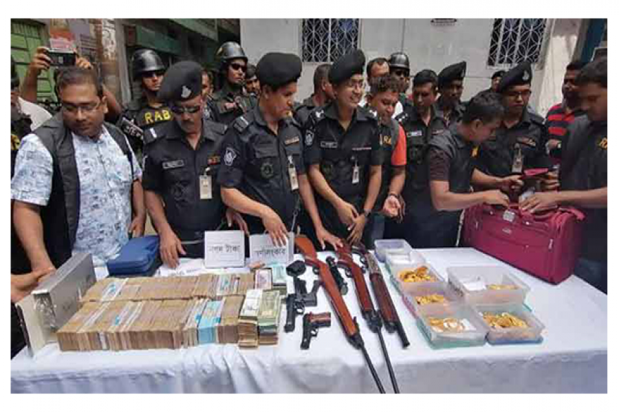 ক্যাসিনো ব্যবসায়ী আ'লীগ নেতার বাসায় মিলল ৭৩০ ভরি সোনা