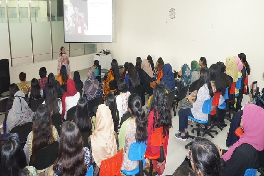 নারীকে তার সক্ষমতা প্রস্ফূটিত করার সুযোগ দিতে হবে