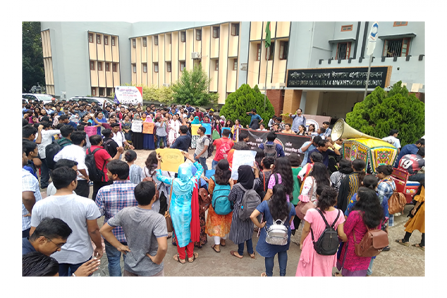 শিক্ষার্থী নিপীড়নের ঘটনায় আন্দোলনে উত্তাল রাবি ক্যাম্পাস