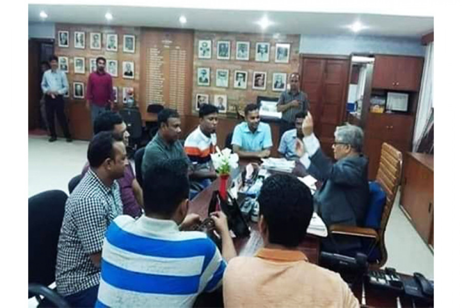 ঢাবি উপাচার্যের সঙ্গে সাক্ষাৎ করল ছাত্রদল