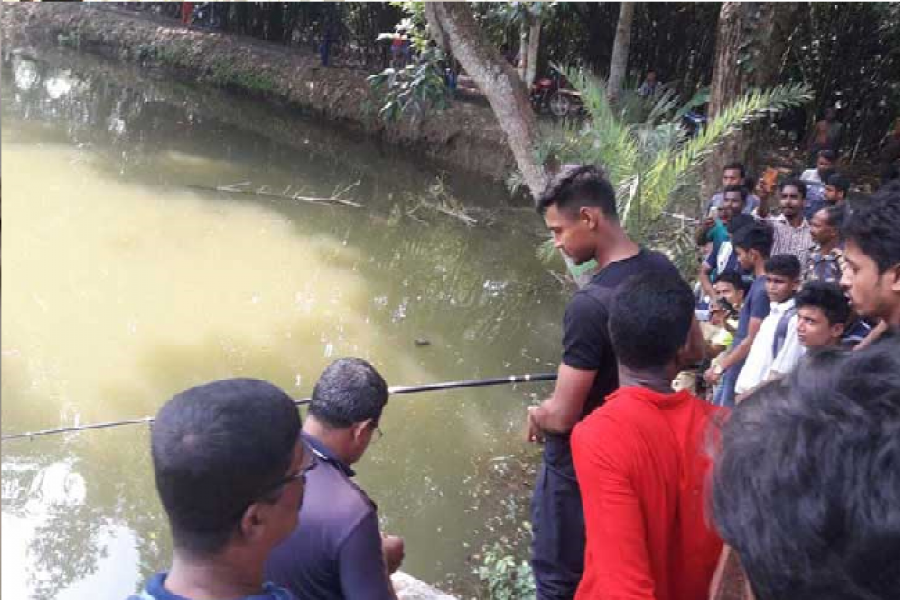 মুস্তাফিজের বড়শিতে ১২ কেজি ওজনের পাঙ্গাশ