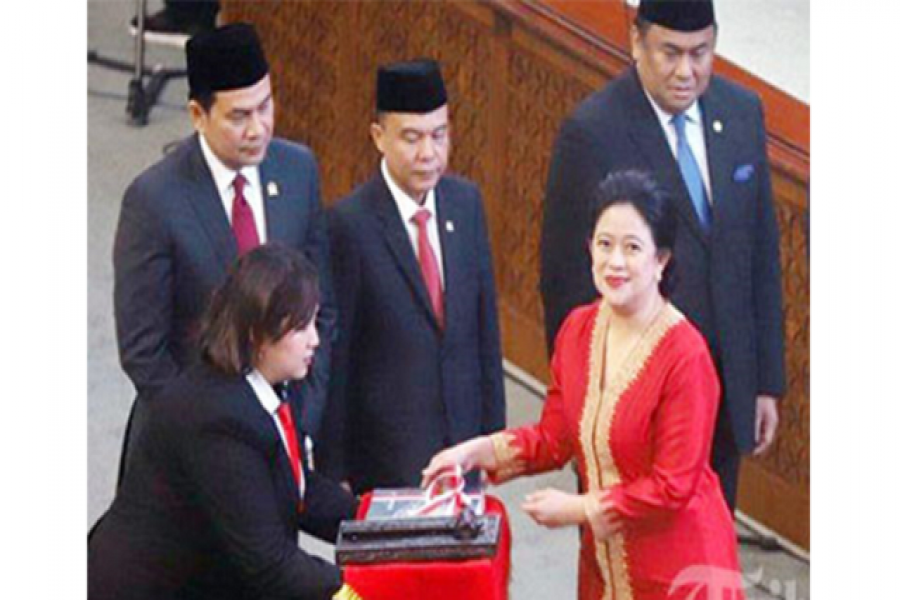 ইন্দোনেশিয়ার ইতিহাসে প্রথম নারী স্পিকার পুয়ান মহারানী 