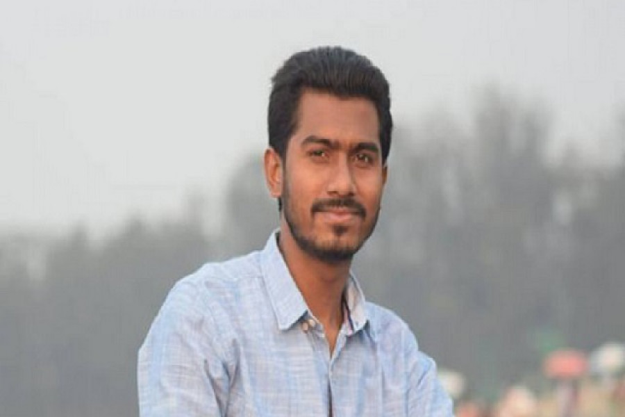 দুর্গা পূজার শুভেচ্ছা জানিয়েছেন ভিপি নুর