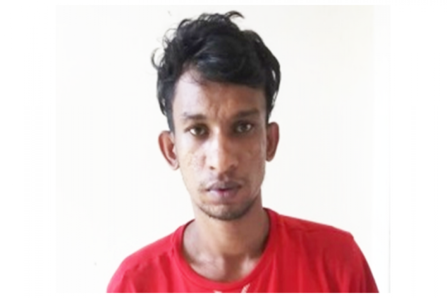 র‌্যাব পরিচয়ে ফেসবুকে অপরাধ সাম্রাজ্য গড়েছেন নবীন