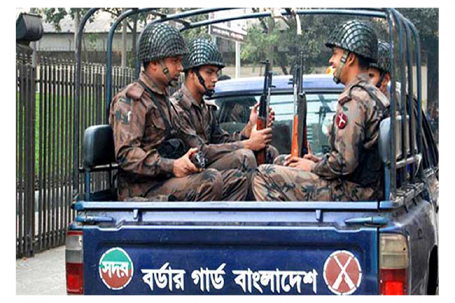 ভোলায় পরিস্থিতি নিয়ন্ত্রণে ৪ প্লাটুন বিজিবি মোতায়েন