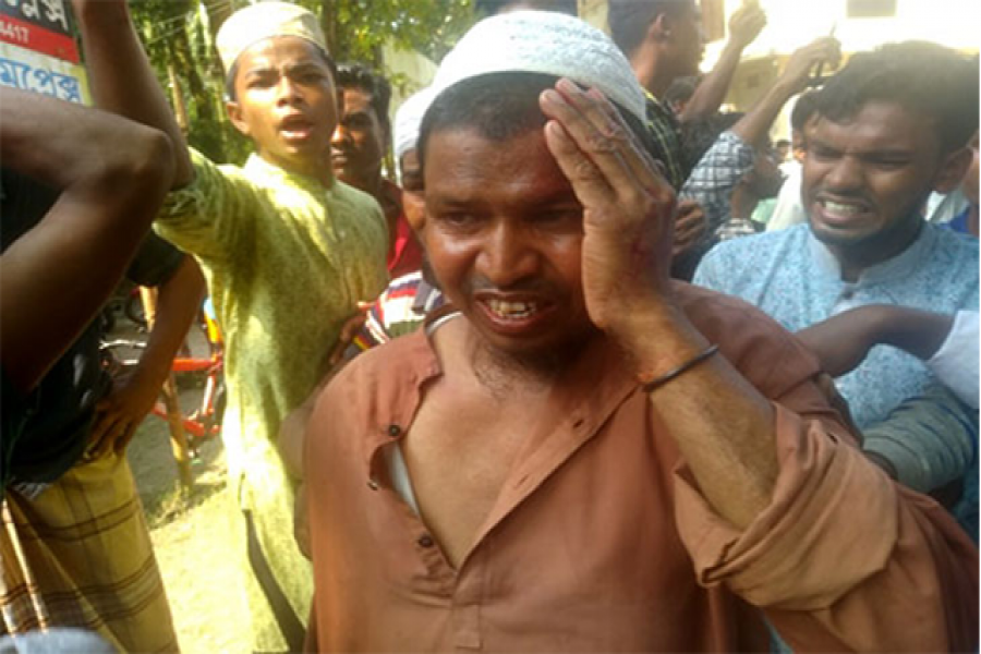 ‘শান্তিপূর্ণ প্রতিবাদে পুলিশের গুলি কেন’