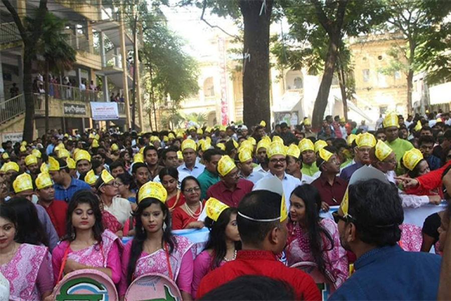 ‘উন্নয়নের জন্য সৃজনশীলতা ও উদ্ভাবন’ স্লোগানে জবি দিবস পালিত