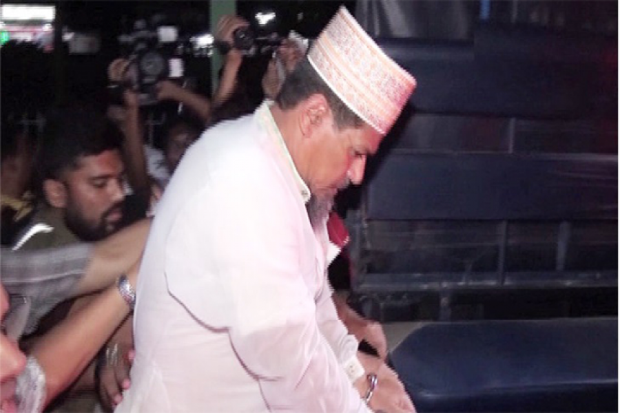 আদালত প্রাঙ্গণে নুসরাতের পরিবারকে হত্যার হুমকি