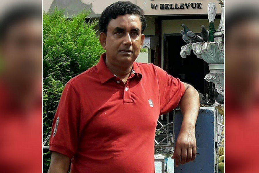 ক্লাসেই মৃত্যুর কোলে ঢলে পড়লেন প্রধান শিক্ষক