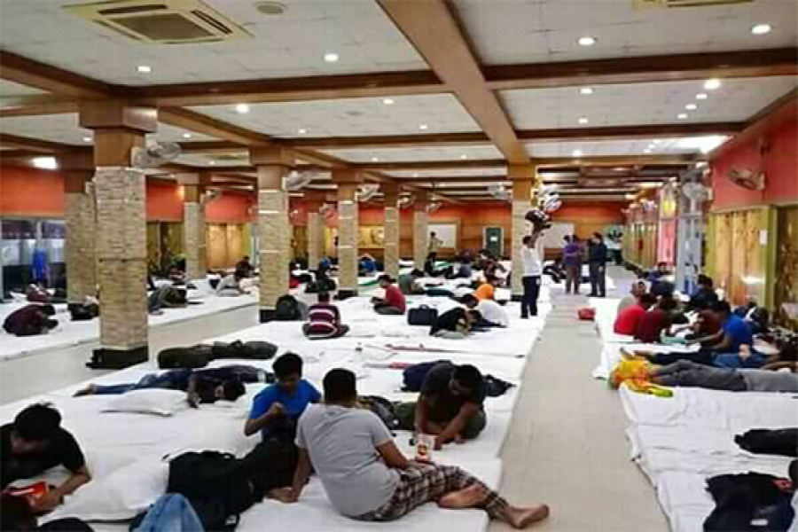 হোটেল-রেস্টুরেন্টে খুবি ভর্তিচ্ছুদের বিনা খরচে থাকা-খাওয়া 