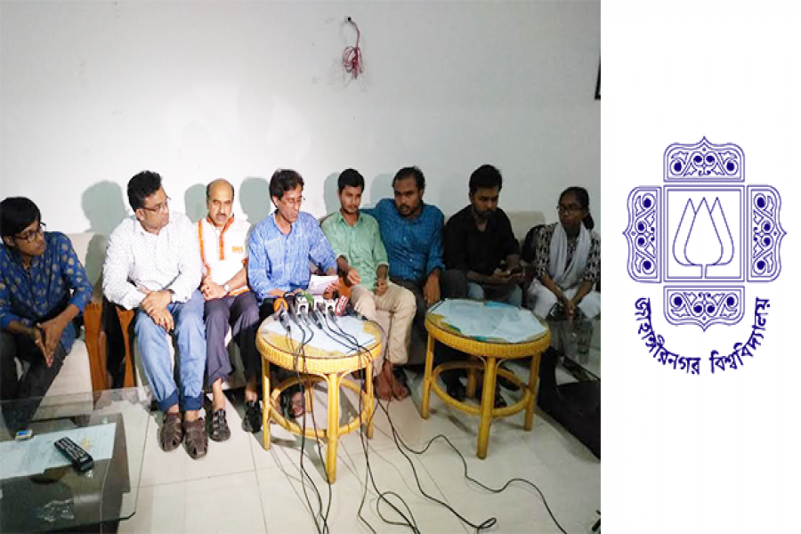 জাবি হল খুলে দিতে আল্টিমেটাম, আন্দোলন স্থগিত