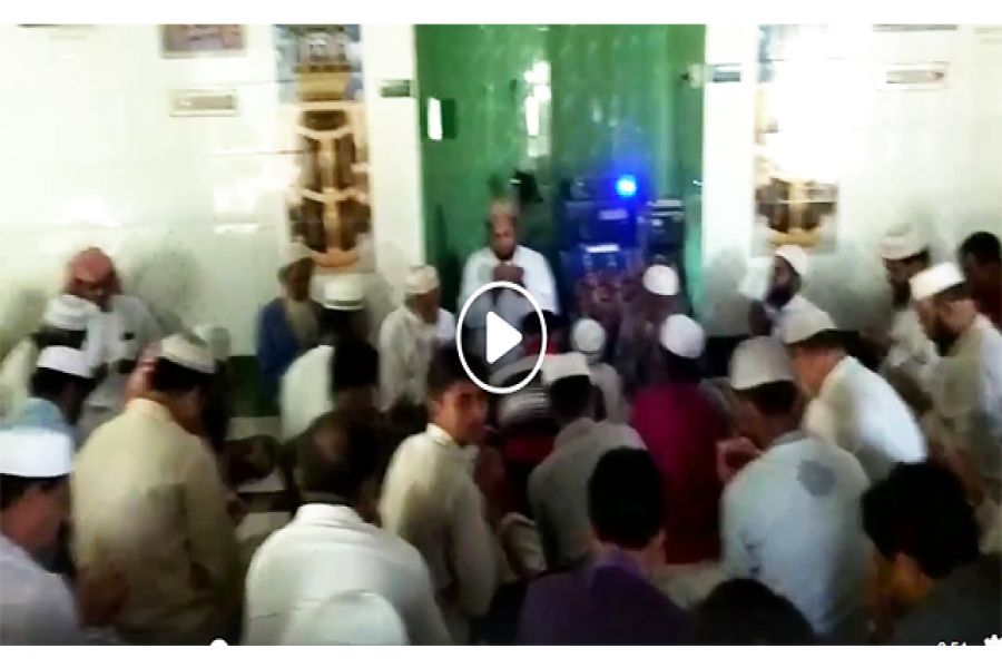 আবরারের জন্য দোয়া মাহফিল