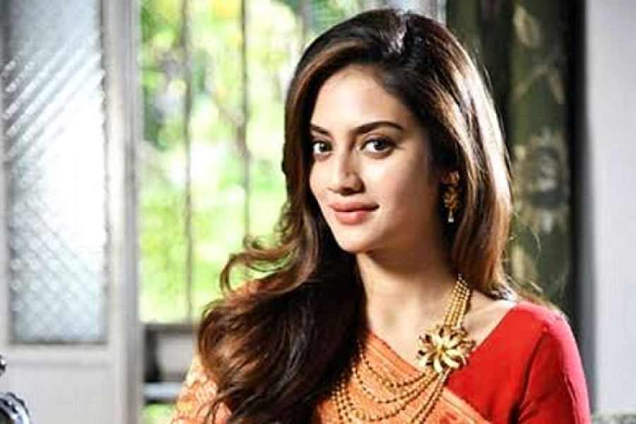 আইসিইউতে অভিনেত্রী নুসরাত জাহান