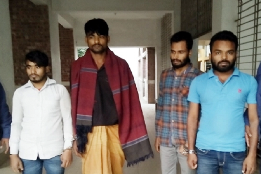 এনআরসি আতঙ্কে বাংলাদেশে ঢুকছে শত শত ভারতীয়