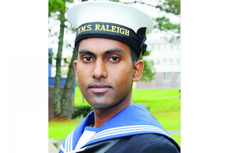 যুক্তরাজ্যের রয়্যাল নেভির শীর্ষ পুরস্কার জয় মেহেদির