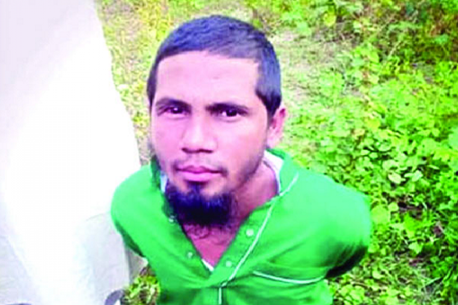 এমপি প্রার্থীকে বেঁধে পেটাল ছাত্রলীগ!