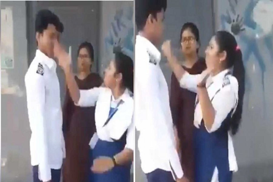 ফেসবুকে উত্যক্তের জেরে এক ছাত্রকে পেটালেন তিন ছাত্রী, ভিডিও ভাইরাল