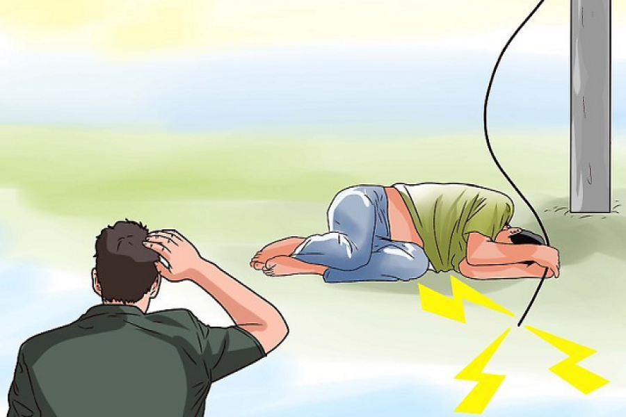 মোবাইল চার্জ দিতে গিয়ে প্রাণ গেল স্কুলছাত্রের