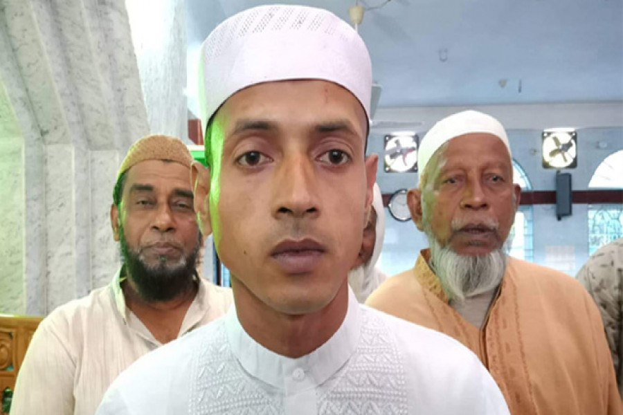 হিন্দু থেকে ইসলাম ধর্ম গ্রহণ করলেন রুপম দাস