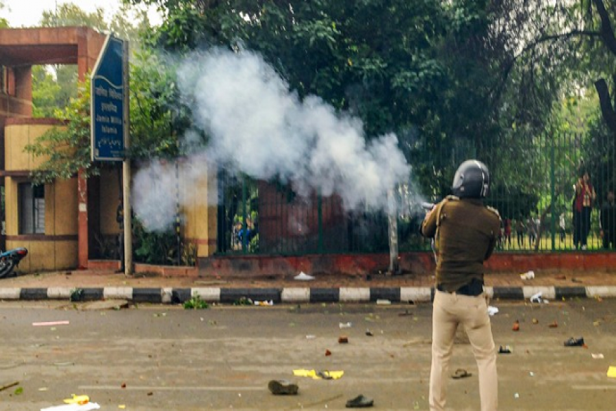 গুলি চালানোর কথা অস্বীকার করল ভারতের স্বরাষ্ট্র মন্ত্রণালয়