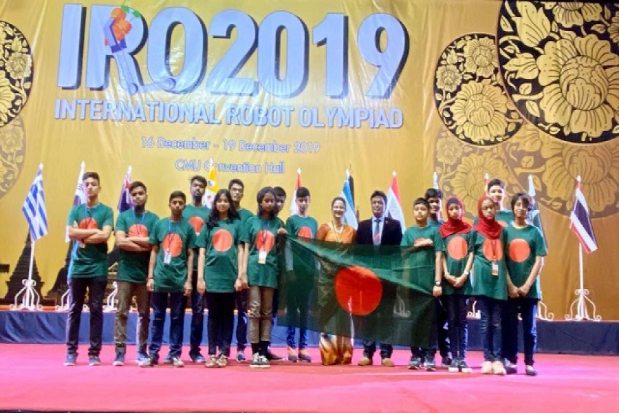 বিজয়ীদের ফটোসেশন