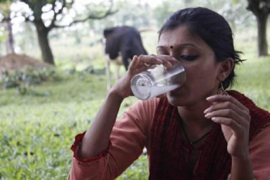 নারকেলের তাড়ি খেয়ে ১১ জনের মৃত্যু