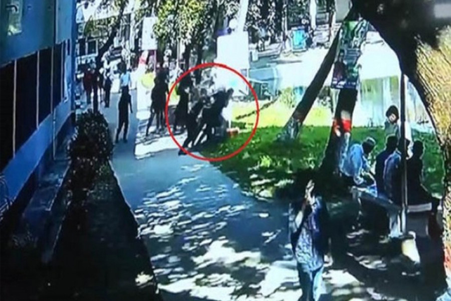 অধ্যক্ষকে পুকুরে ফেলা সেই ৪ জনের ছাত্রত্ব বাতিল