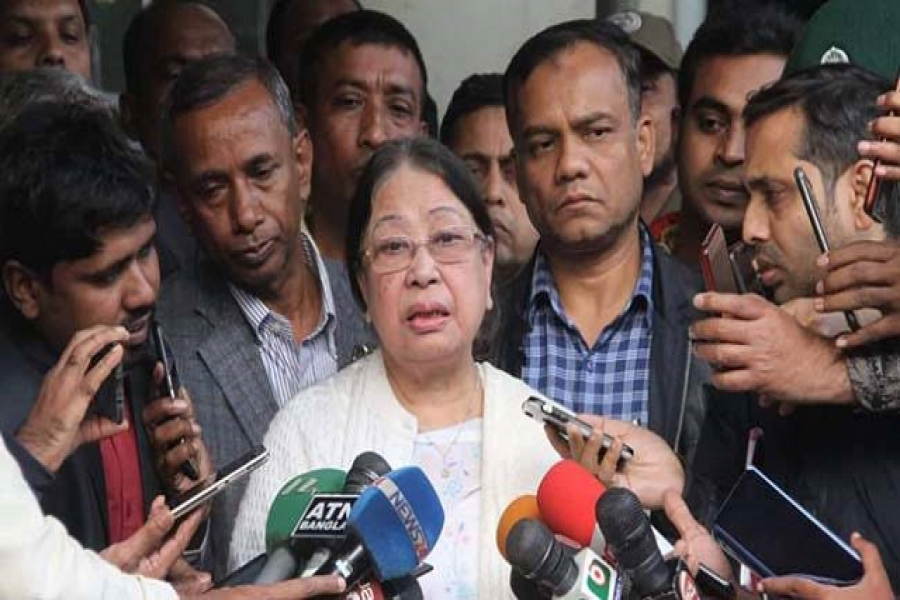 কিছু খেলেই বমি করছেন খালেদা