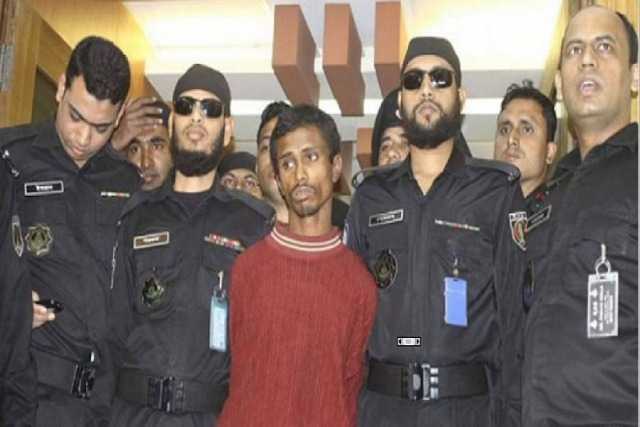 মজনু গ্রেফতার হওয়ায় যা বললেন সেই ছাত্রী