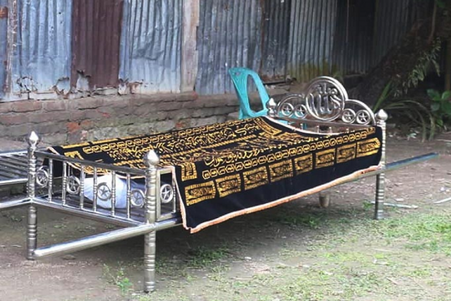 টাকা পরিশোধ না করায় আ.লীগ নেতার লাশ দাফনে বাধা