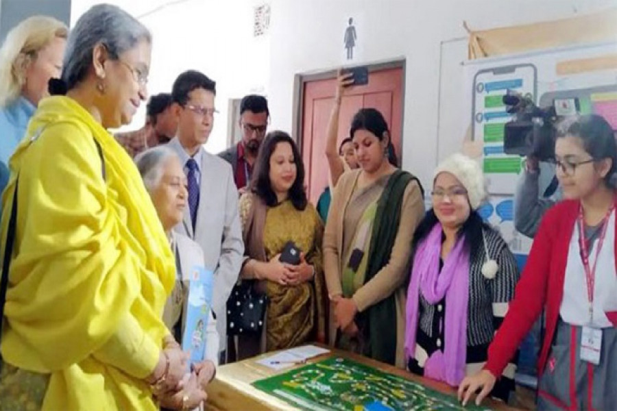 নারীকে প্রতিবাদ করতে শেখাবে ‘শাহানা কার্টুন’