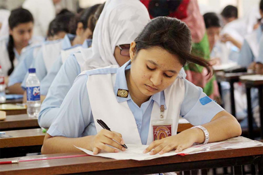 এসএসসি পরীক্ষার নতুন রুটিন আজ