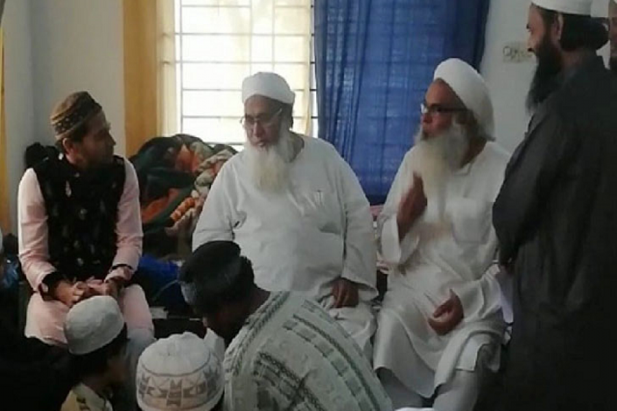 বিশ্ব ইজতেমার দ্বিতীয় পর্বে যোগ দিলেন ক্রিকেটাররা