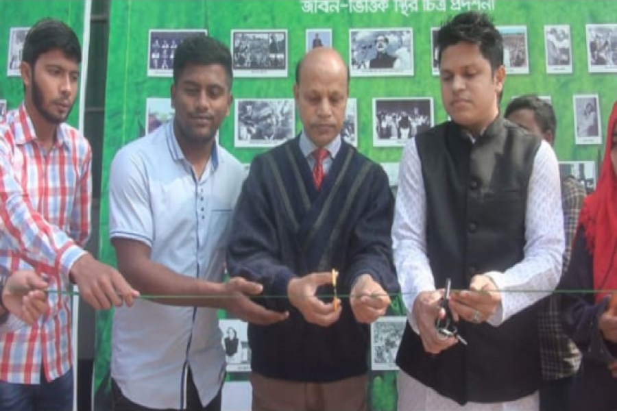 মুজিব শতবর্ষ উপলক্ষে বঙ্গবন্ধুর দুর্লভ ১০০ ছবির প্রদর্শনী