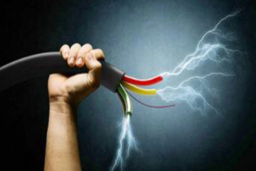 রাজধানীতে বিদ্যুৎস্পৃষ্ট হয়ে তিন শ্রমিকের মৃত্যু 