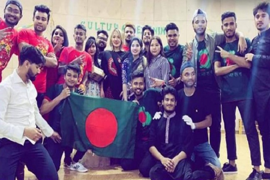 চীনে অধ্যয়নরত বাংলাদেশি শিক্ষার্থীরা