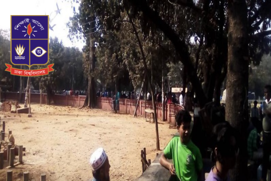 টাইলস নয়, টিএসসিতে ঘাস চান শিক্ষার্থীরা