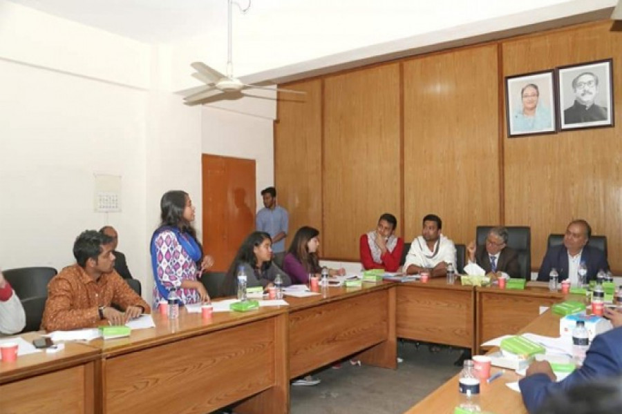 উন্নয়ন ফির জন্য নির্দিষ্ট নীতিমালা চায় ডাকসু