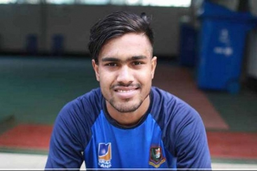 খেলার ফাঁকে পড়েও আকবর পেয়েছেন জিপিএ ফাইভ