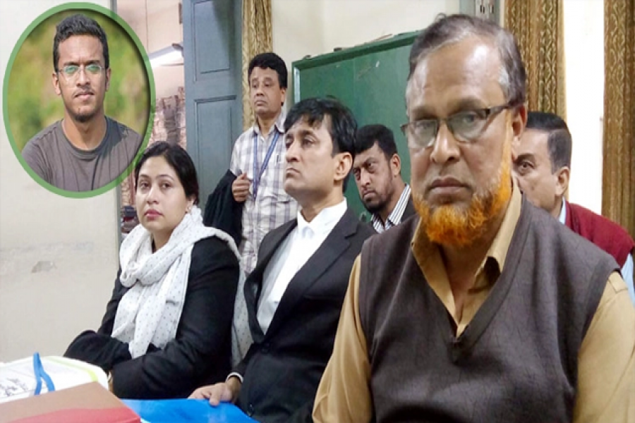 আদালতে ছেলে হত্যার দ্রুত বিচার চাইলেন আবরারের বাবা 