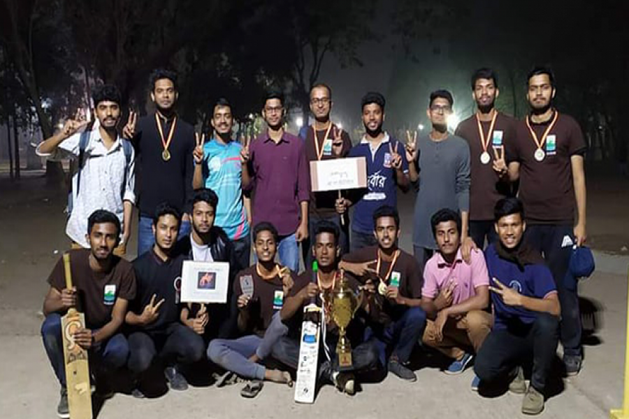 ঢাবিতে চট্টগ্রাম প্রিমিয়ার লিগ, চ্যাম্পিয়ন সীতাকুণ্ড স্ম্যাশার্স