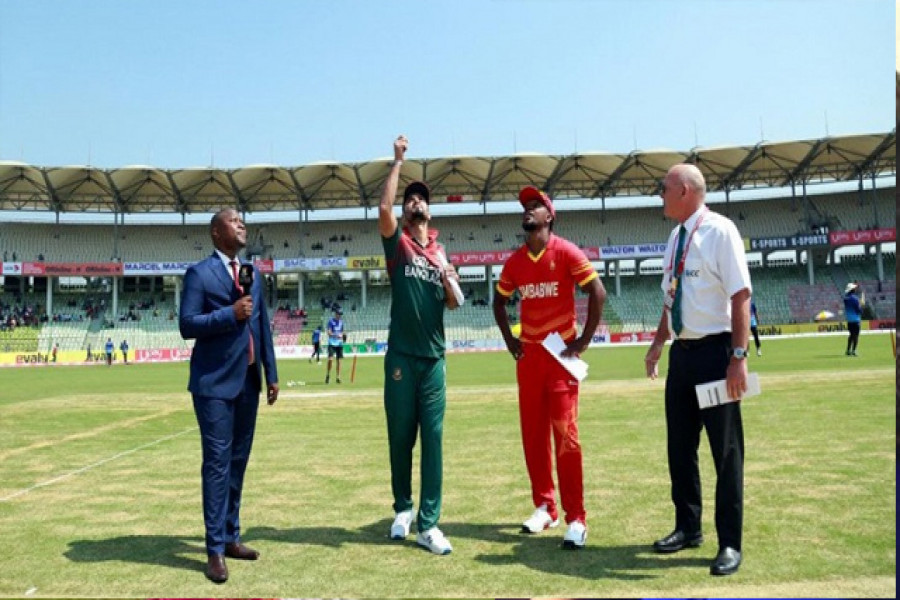 টস জিতলেন মাশরাফি, ব্যাটিংয়ে বাংলাদেশ