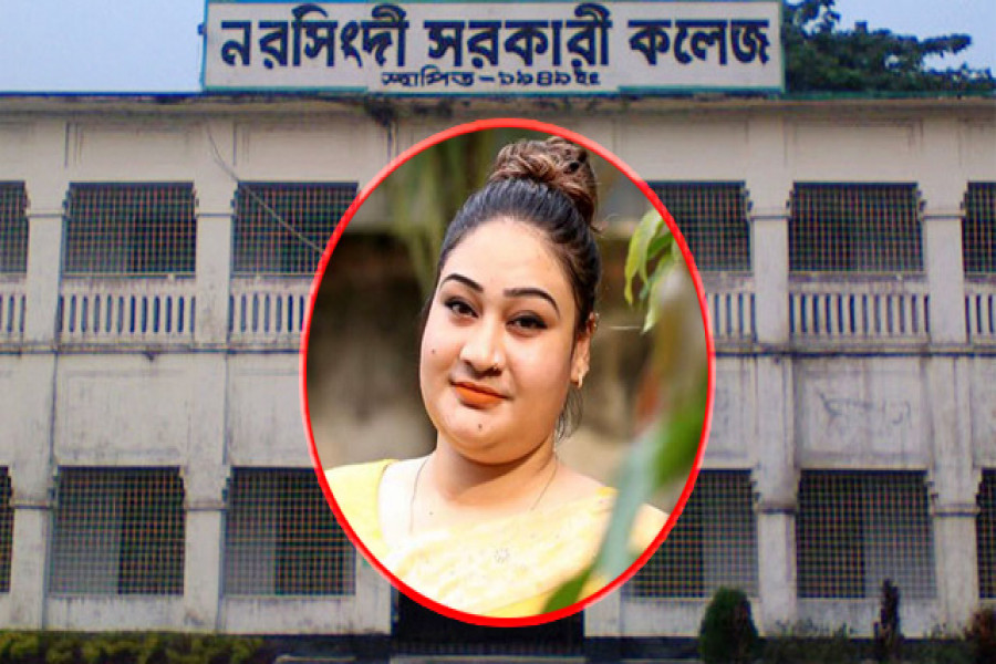 কলেজ লাইফেও হোস্টেল ভাড়া নিয়ে গড়েছেন ‘পাপের আস্তানা’