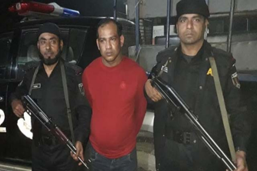 মোবাইলে ইয়াবার অর্ডার পেতেন সাইফুল