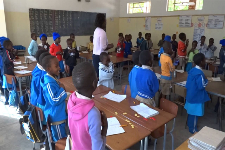 সন্তান স্কুলে না গেলে কারাবাস করতে হবে মা-বাবাকে!