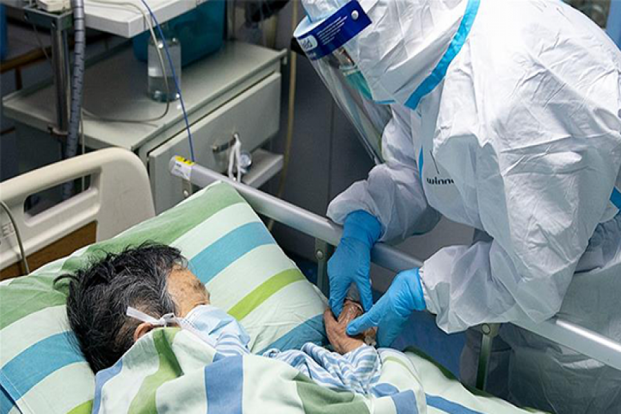 আইসিইউতে করোনায় আক্রান্ত বাংলাদেশি স্বামী-স্ত্রী