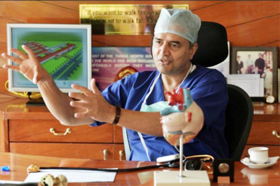 ‘করোনা সন্দেহ হলেই পরীক্ষা নয়, আরো বড় সমস্যা হবে!’